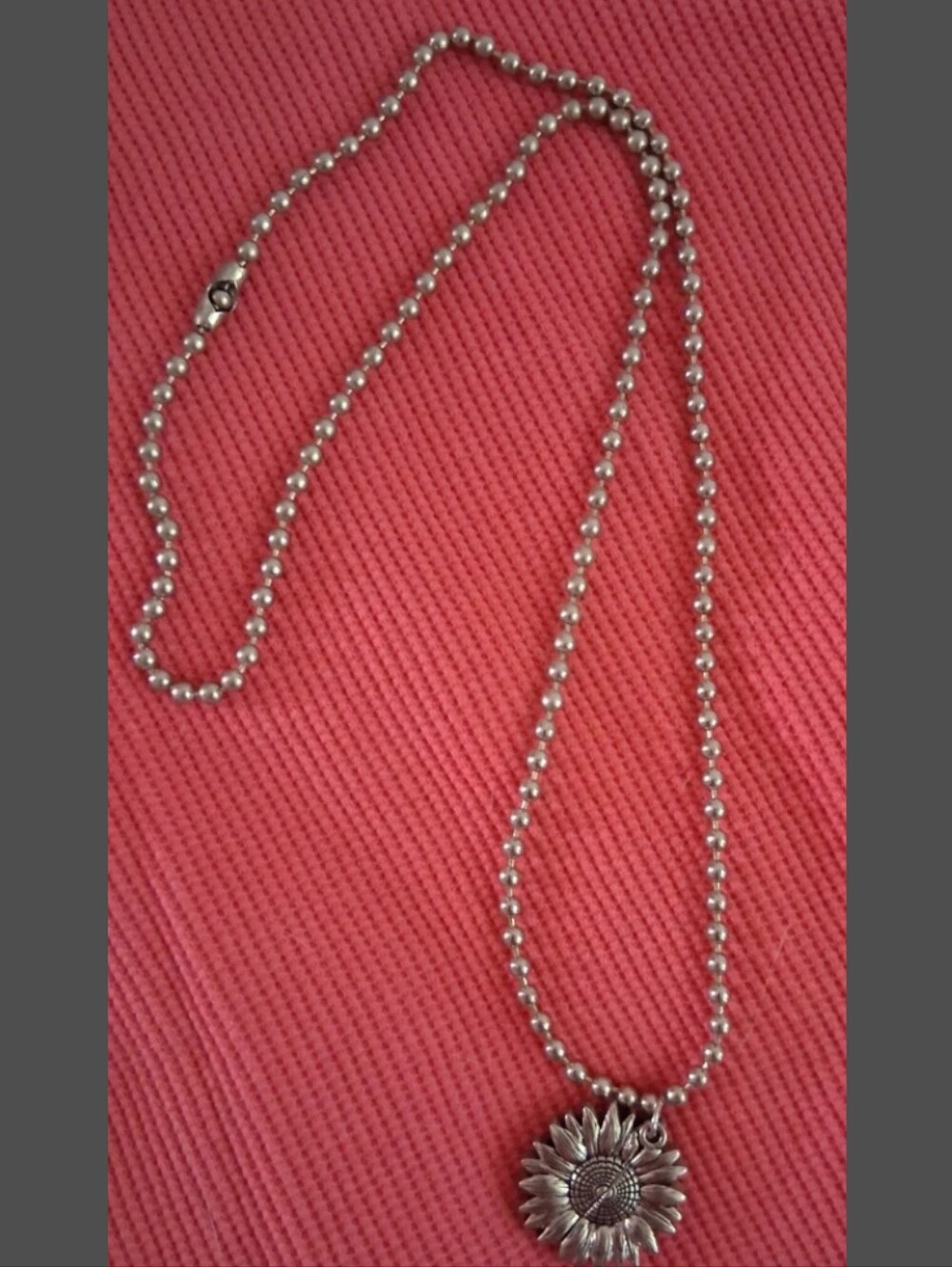 Silver Sunflower Pendant Beaded Necklace - Women's Accessories